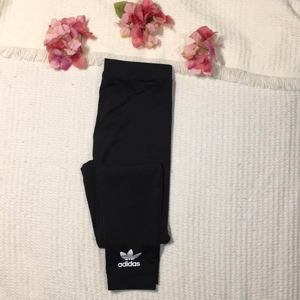 Leggings (sold elsewhere)